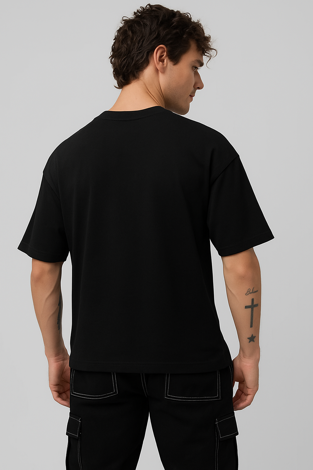 RUN Graphic Oversized Black T-Shirt for Men Athletic Streetwear Tee